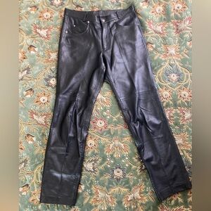Leather pants 🖤